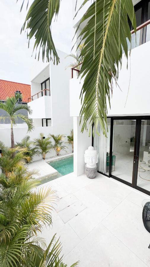 Villa Poppy Bumbak Canggu Eksteriør billede